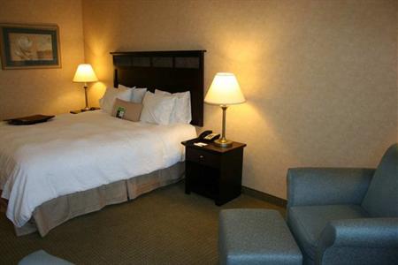 фото отеля Hampton Inn & Suites Woodland