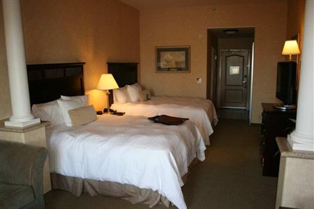 фото отеля Hampton Inn & Suites Woodland