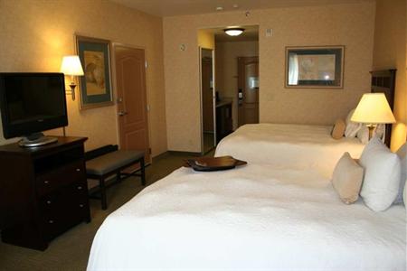 фото отеля Hampton Inn & Suites Woodland