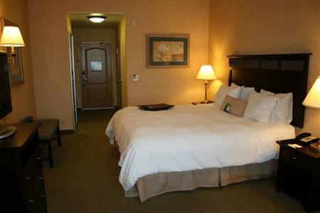 фото отеля Hampton Inn & Suites Woodland