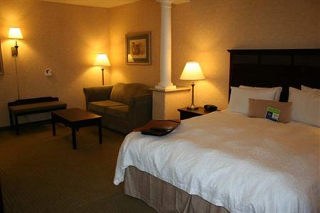 фото отеля Hampton Inn & Suites Woodland