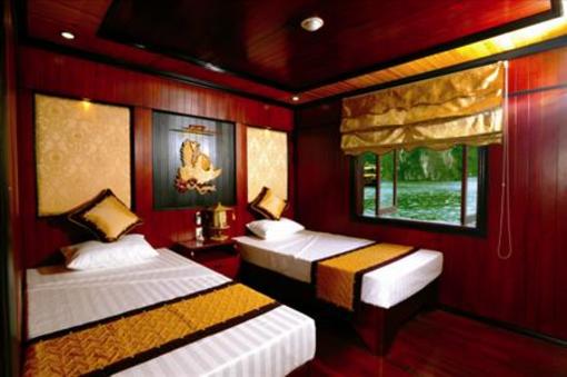 фото отеля Luxury Imperial Cruise Halong