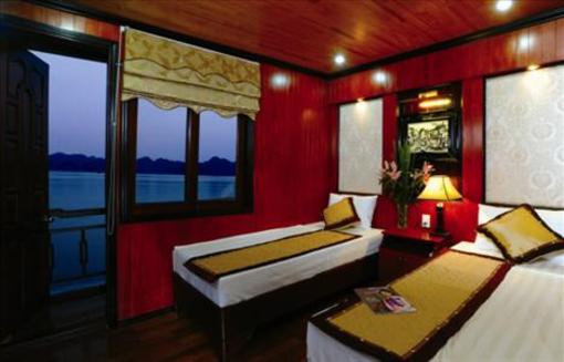 фото отеля Luxury Imperial Cruise Halong