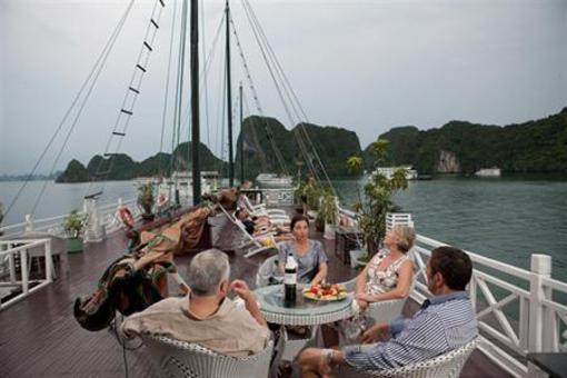 фото отеля Luxury Imperial Cruise Halong