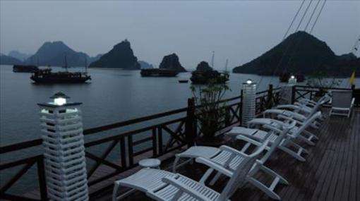 фото отеля Luxury Imperial Cruise Halong