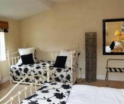 фото отеля Cambridge House Bed and Breakfast Torpoint
