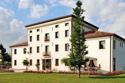 фото отеля Residence Villa dei Carpini