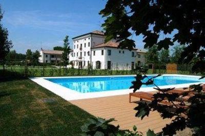фото отеля Residence Villa dei Carpini