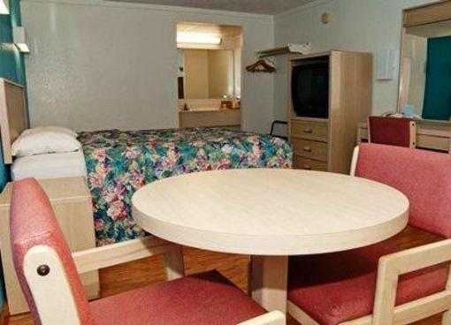 фото отеля Econo Lodge Richmond Indiana