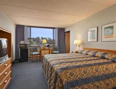 фото отеля Ramada Inn San Diego South