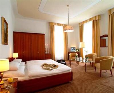 фото отеля Hotel Weismayr