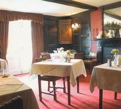 фото отеля Radnorshire Arms Hotel Presteigne