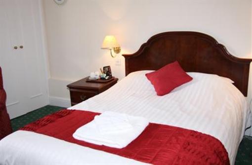 фото отеля Radnorshire Arms Hotel Presteigne
