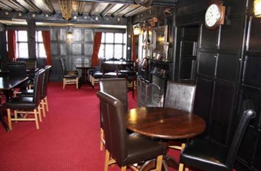 фото отеля Radnorshire Arms Hotel Presteigne
