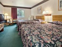 Super 8 Motel Bettendorf