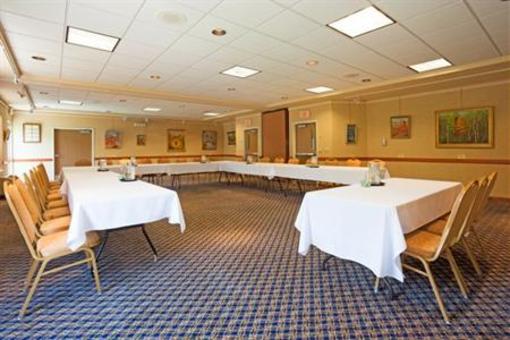 фото отеля Holiday Inn Express St. Croix Valley