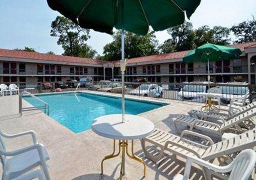 фото отеля Econo Lodge Panama City