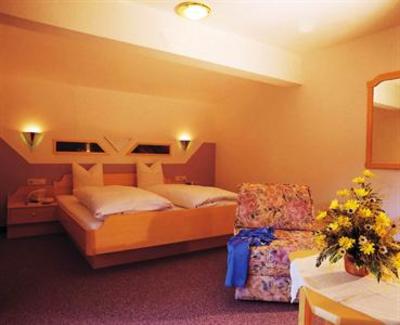 фото отеля Hotel Alpenfriede