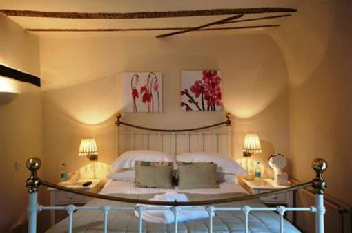 фото отеля The Wife of Bath Restaurant with Rooms Wye