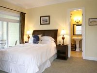 Water's Edge Inn