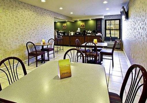 фото отеля Comfort Inn and Suites Fairmont (West Virginia)