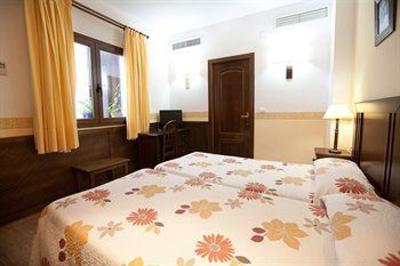 фото отеля Hotel San Miguel Cordoba