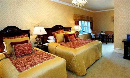 фото отеля Kilronan Castle Hotel Ballyfarnon