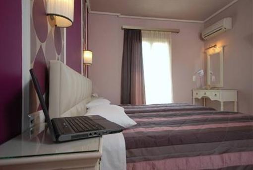 фото отеля Liana Hotel