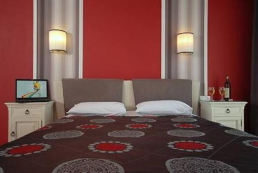 фото отеля Liana Hotel