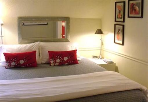 фото отеля Avery House B&B