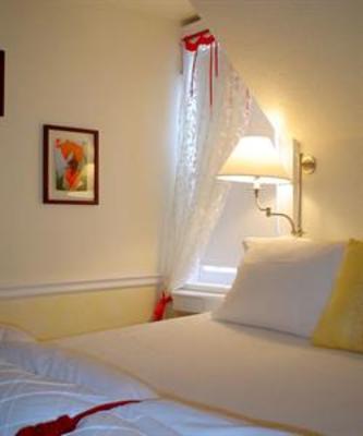 фото отеля Avery House B&B