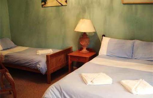 фото отеля The Phelips Arms Bed & Breakfast Montacute Martock
