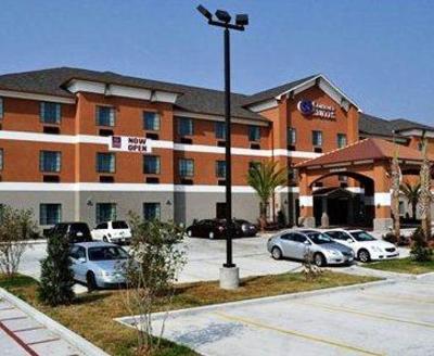 фото отеля Comfort Suites Oil Center