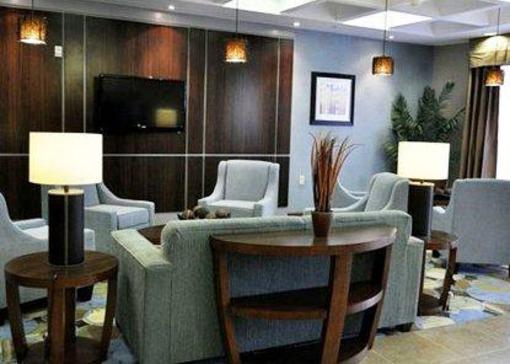 фото отеля Comfort Suites Oil Center