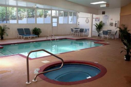 фото отеля Best Western Dawson Village Inn