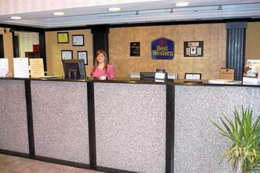 фото отеля Best Western Dawson Village Inn