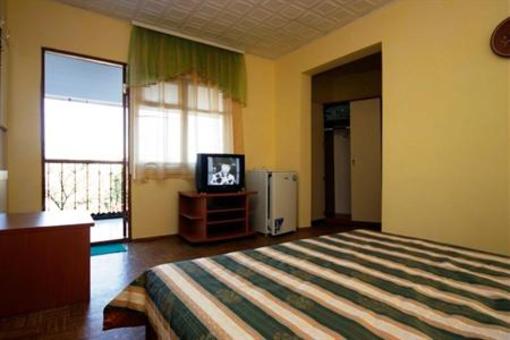 фото отеля Summer Youth Hotel Edem