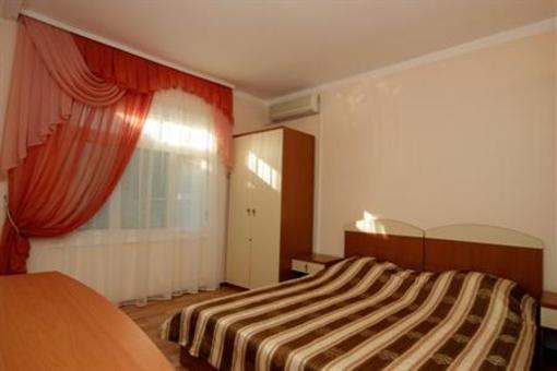 фото отеля Summer Youth Hotel Edem