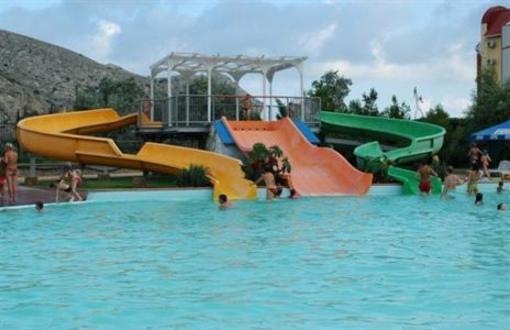 фото отеля Summer Youth Hotel Edem