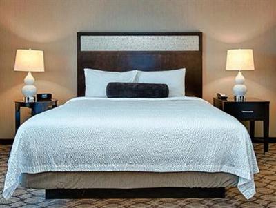 фото отеля Residence Inn Boston Logan Airport Chelsea