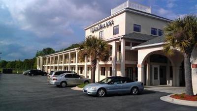 фото отеля Peach Tree Inn Saint George (South Carolina)