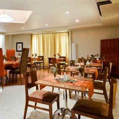 фото отеля Protea Hotel Oasis
