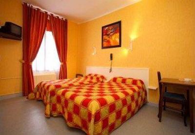 фото отеля Hotel De La Poste Langres