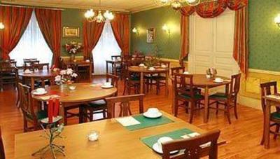 фото отеля Hotel De La Poste Langres