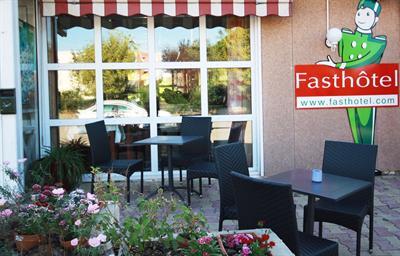фото отеля Fasthotel Nimes Caissargues