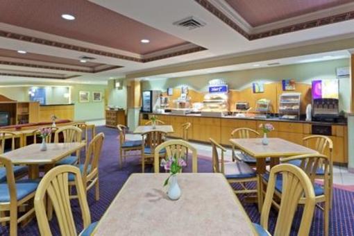 фото отеля Holiday Inn Express Frederick