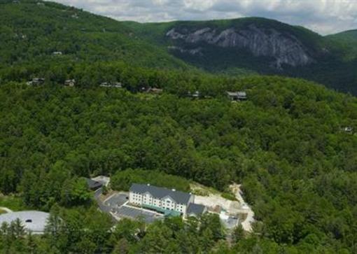 фото отеля Hampton Inn & Suites Cashiers-Sapphire Valley