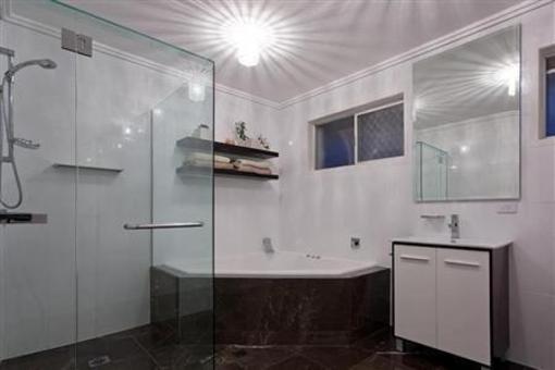 фото отеля Swordfish Court Executive Holiday Home Gold Coast