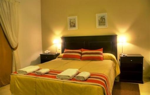 фото отеля Laplace Hotel Cordoba (Argentina)