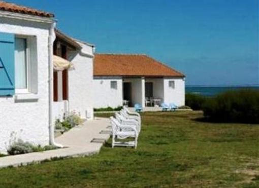 фото отеля Motel Ile de Lumiere Saint-Pierre-d'Oleron